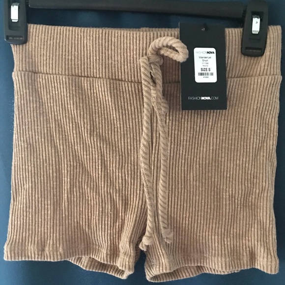 Fashionova shorts - Picture 2 of 3